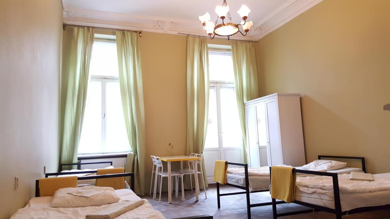 Hostel Witt Βαρσοβία Εξωτερικό φωτογραφία