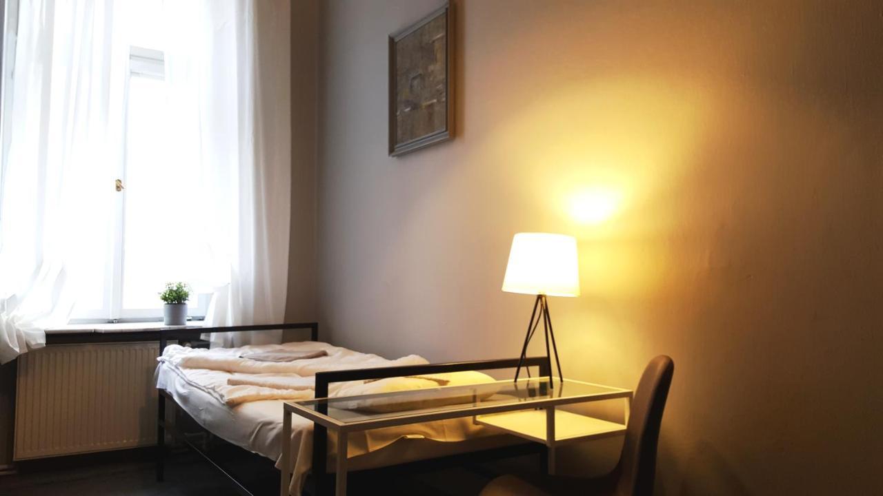 Hostel Witt Βαρσοβία Εξωτερικό φωτογραφία