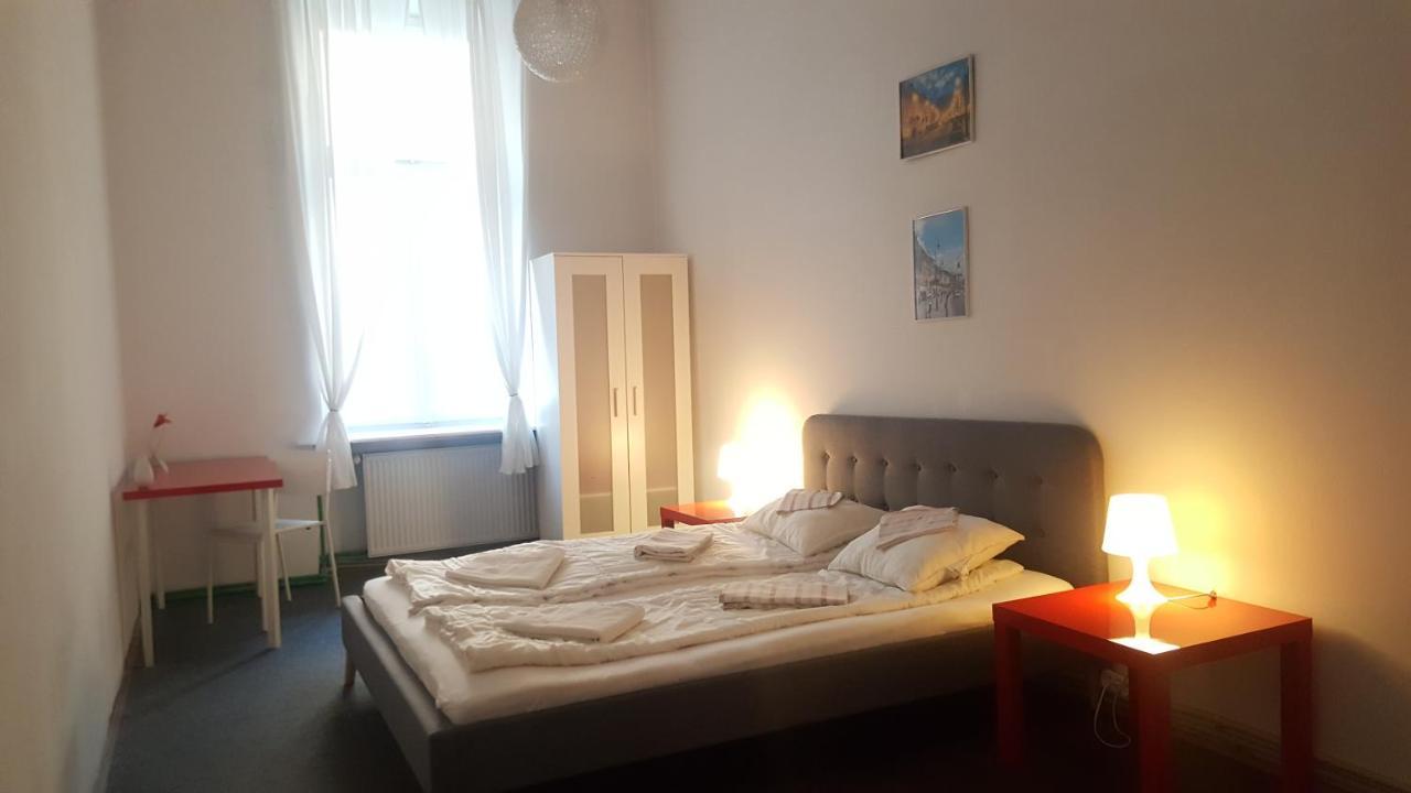 Hostel Witt Βαρσοβία Εξωτερικό φωτογραφία